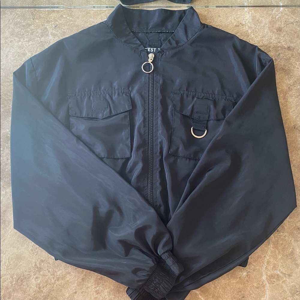 Black Jacket (windbreaker material)